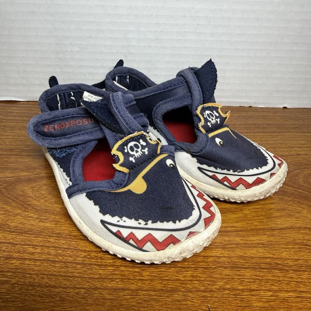 Shark Water shoes sandals size 5 blue toddler boys Zeroxposure